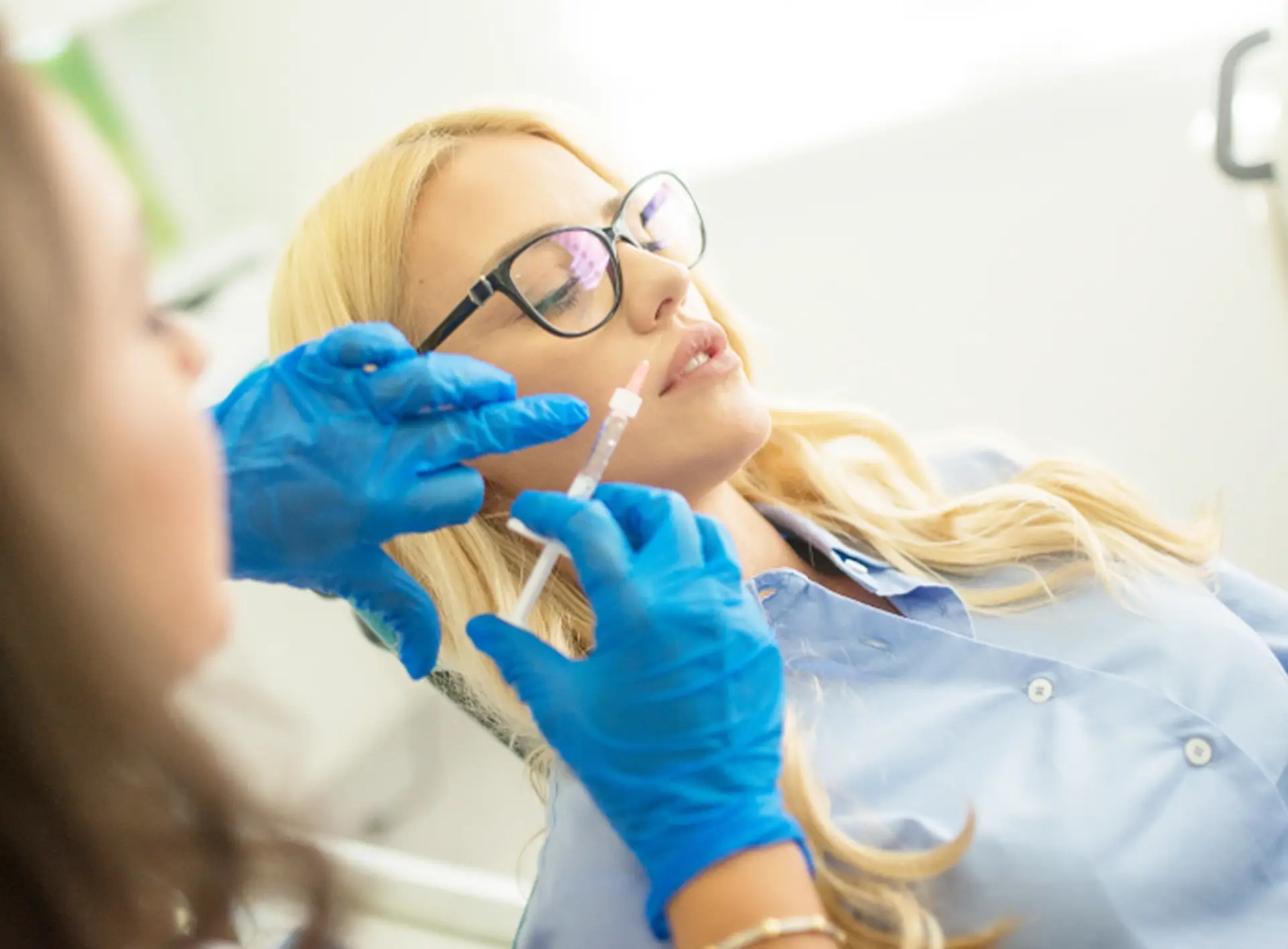 Injection de botox ( Correction de sourire gingival )